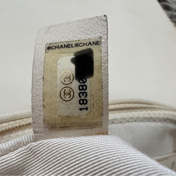 💯 Authentic Chanel Off White Cream XL Le Boy - Picture 13 of 14